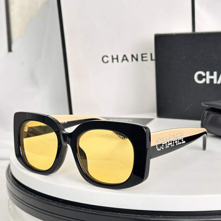 Picture of Chanel Sunglasses _SKUfw77818017fw